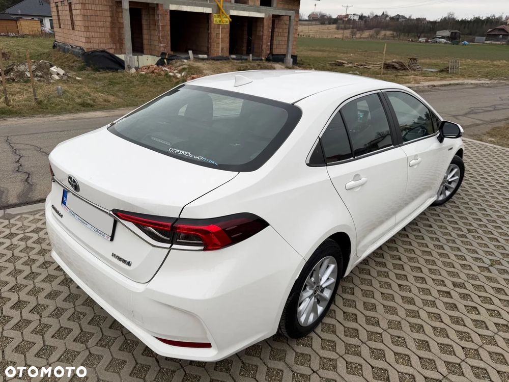 Toyota Corolla 1.8 Hybrid GPF Comfort - 8