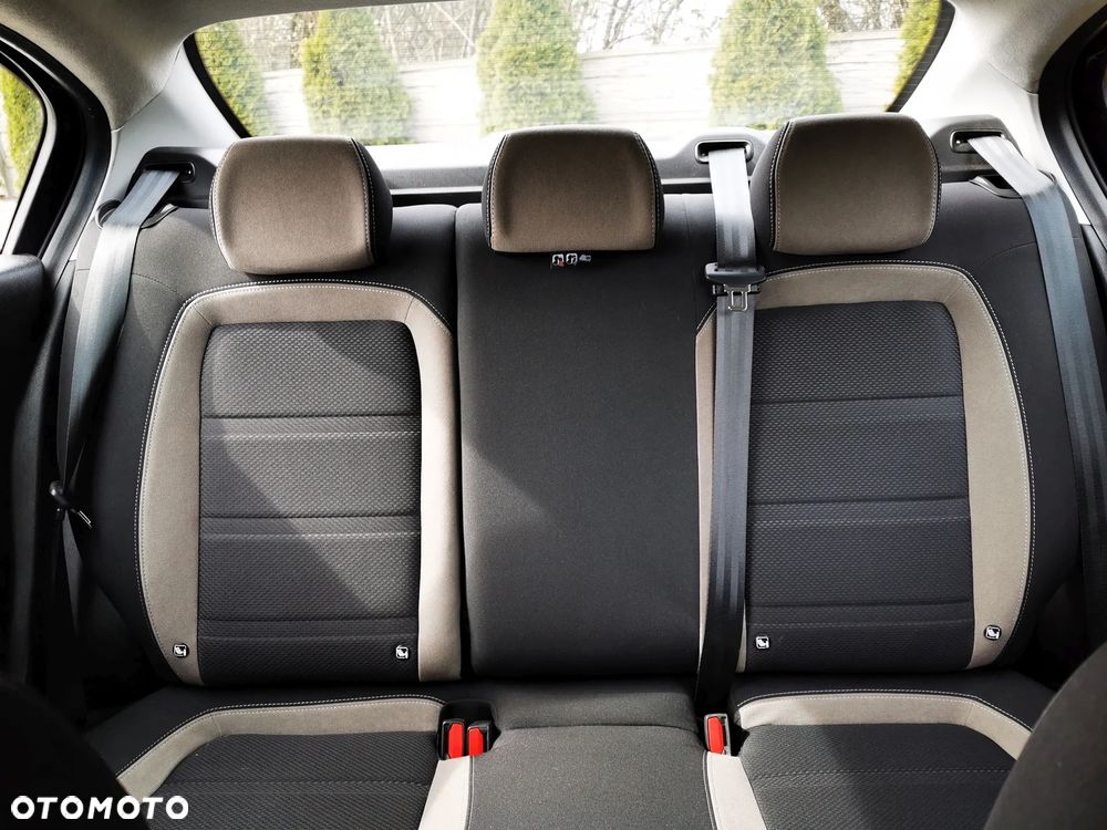 Fiat Tipo 1.4 16V Lounge EU6d - 18