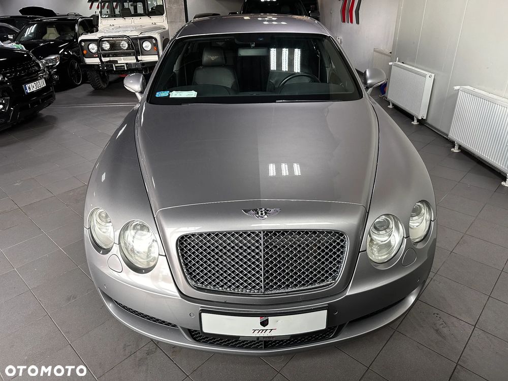 Bentley Flying Spur - 3