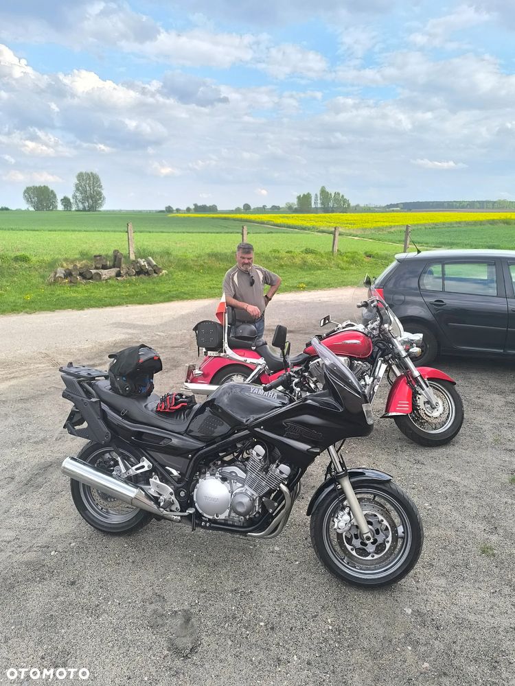Yamaha XJ - 9