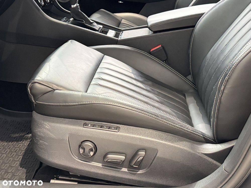 Skoda Superb 2.0 TDI SCR L&K DSG - 26
