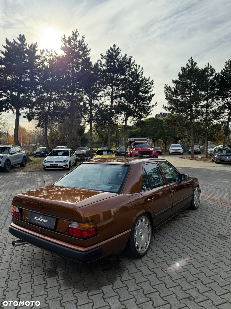 Mercedes-Benz W124 (1984-1993) - 4