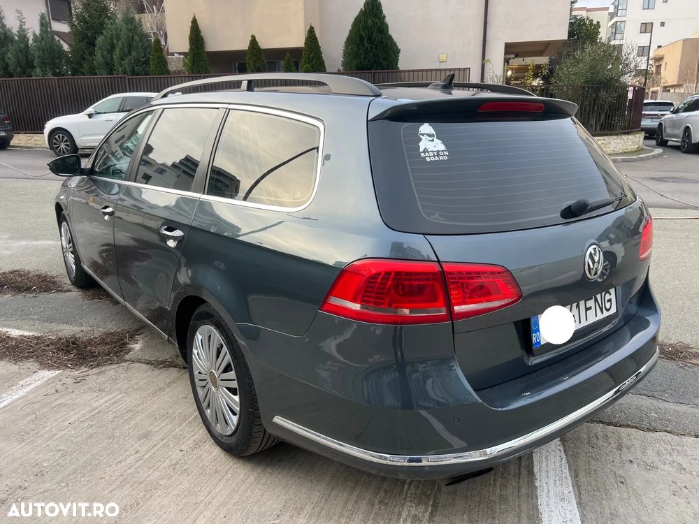 Volkswagen Passat Variant 2.0 Blue TDI DPF DSG Comfortline - 13