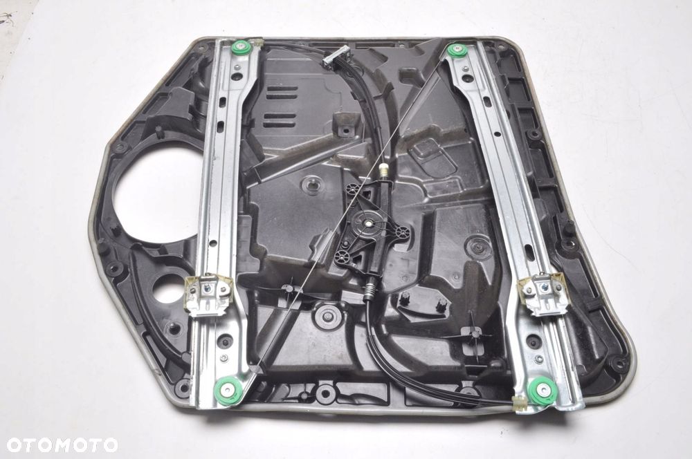 MERCEDES W447 PODNOŚNIK SZYBY PRAWY PRZÓD A4478271160 - 8