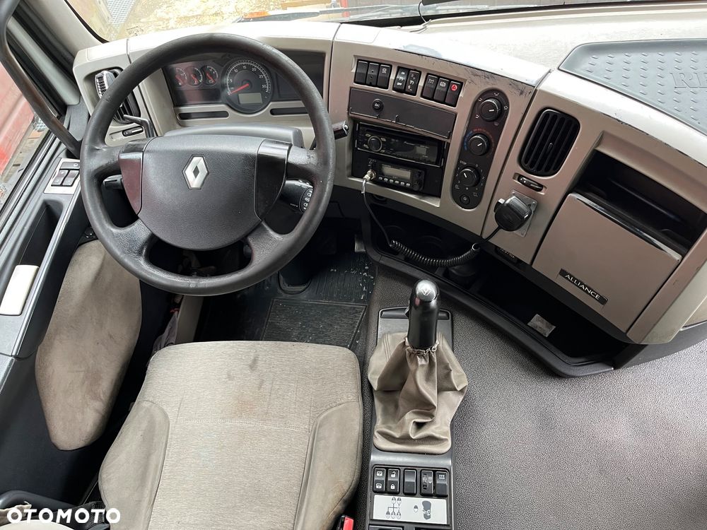Renault Premium - 4