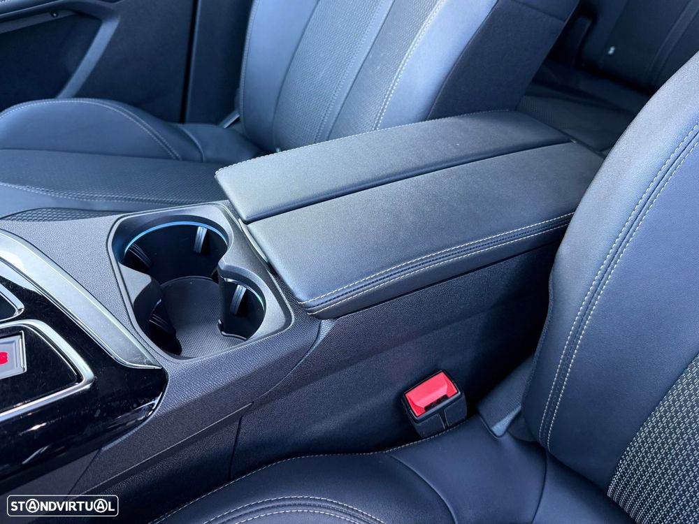 Peugeot 3008 1.2 Hybrid GT e-DCS6 - 18