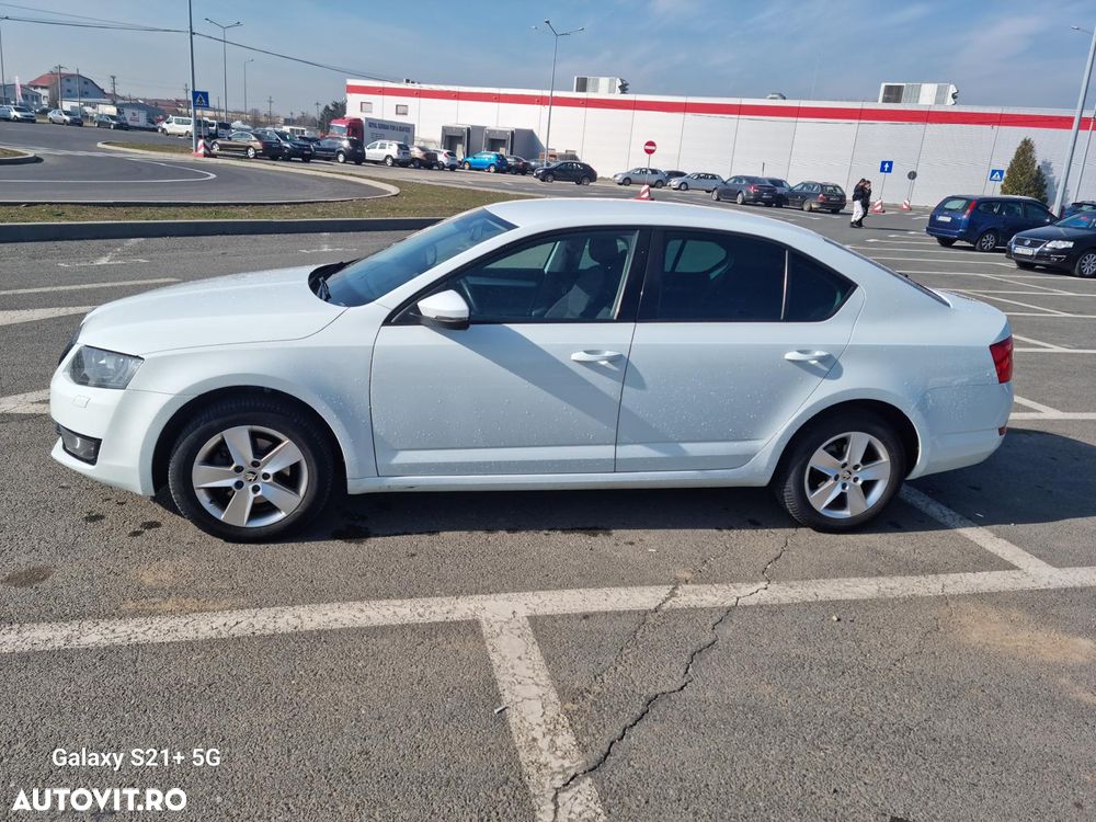 Skoda Octavia 2.0 TDI Style - 8