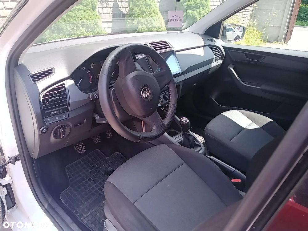 Skoda Fabia 1.0 Ambition - 10