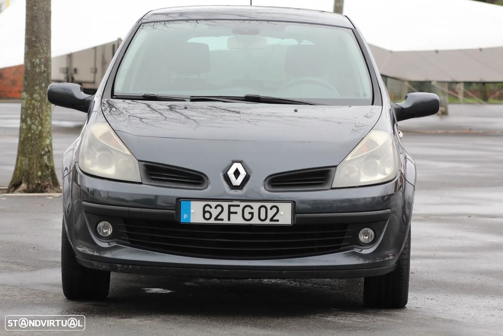 Renault Clio 1.5 dCi Dynamique S - 3
