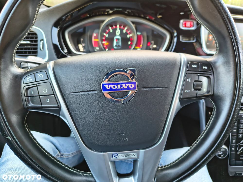 Volvo V40 T2 - 19