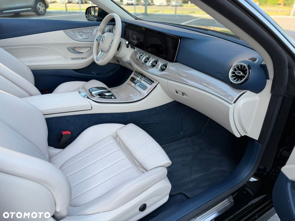 Mercedes-Benz Klasa E 300 AMG - 15