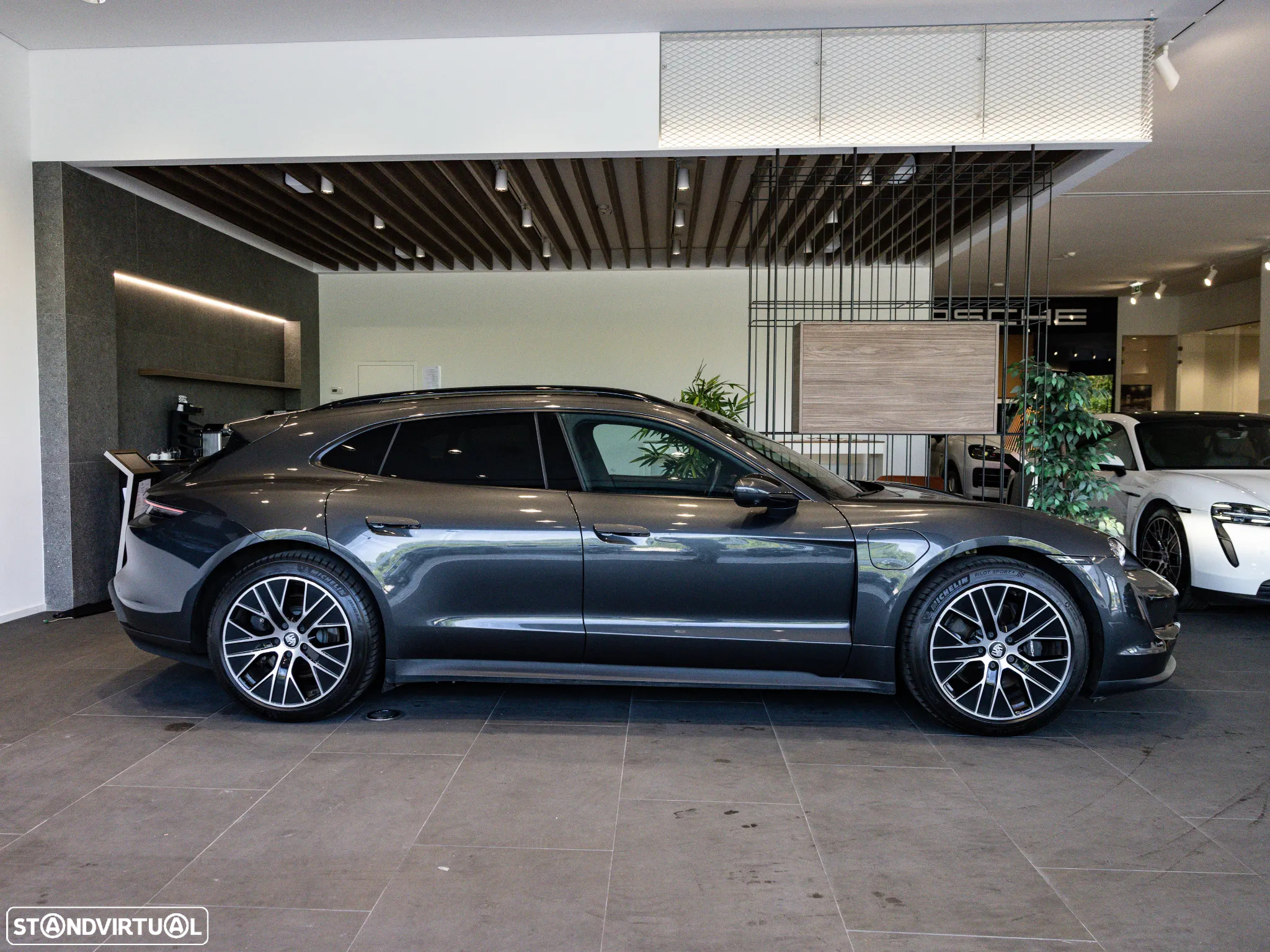 Porsche Taycan Sport Turismo bateria Performance Plus - 2