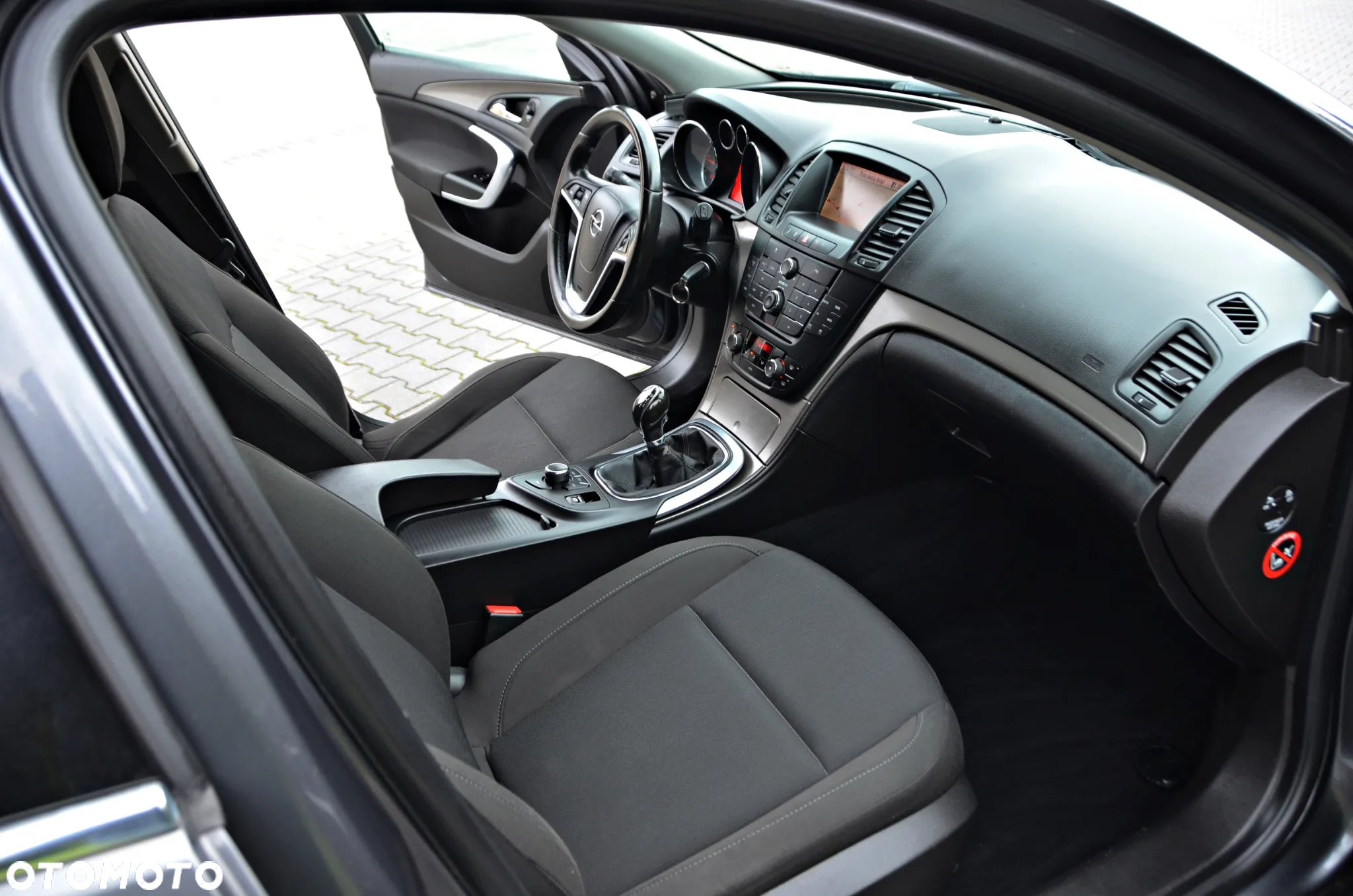 Opel Insignia 2.0 CDTI - 22
