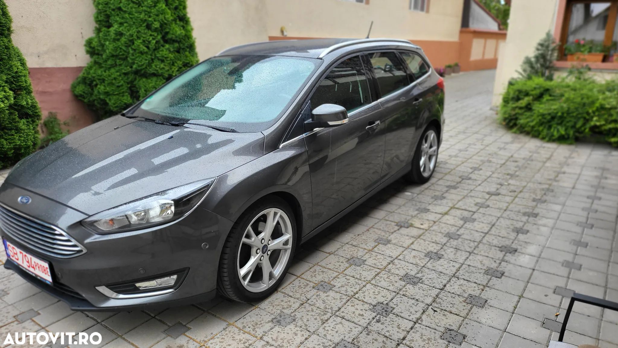 Ford Focus 2.0 TDCi DPF Aut. Titanium - 1