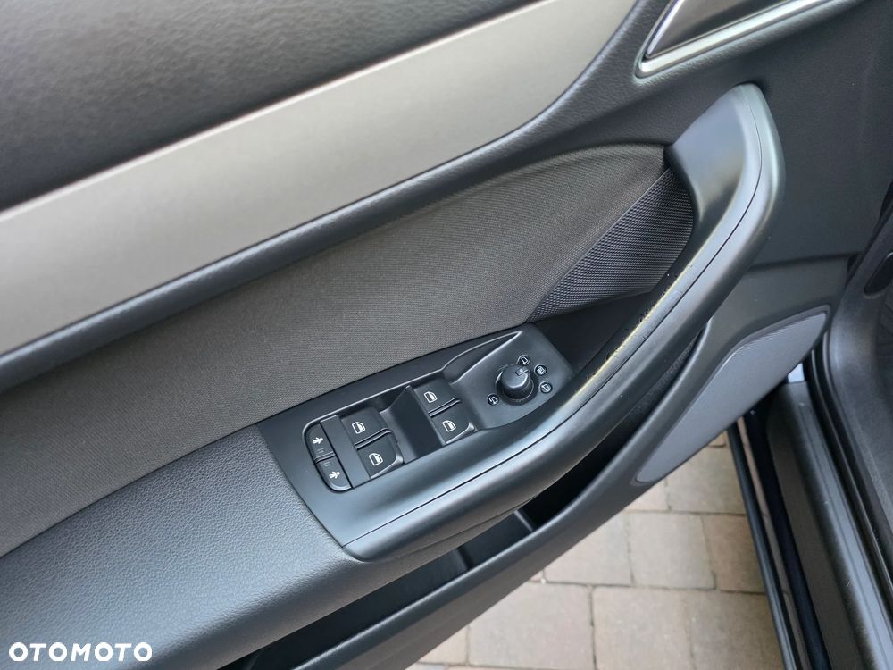 Audi Q3 2.0 TDI - 25
