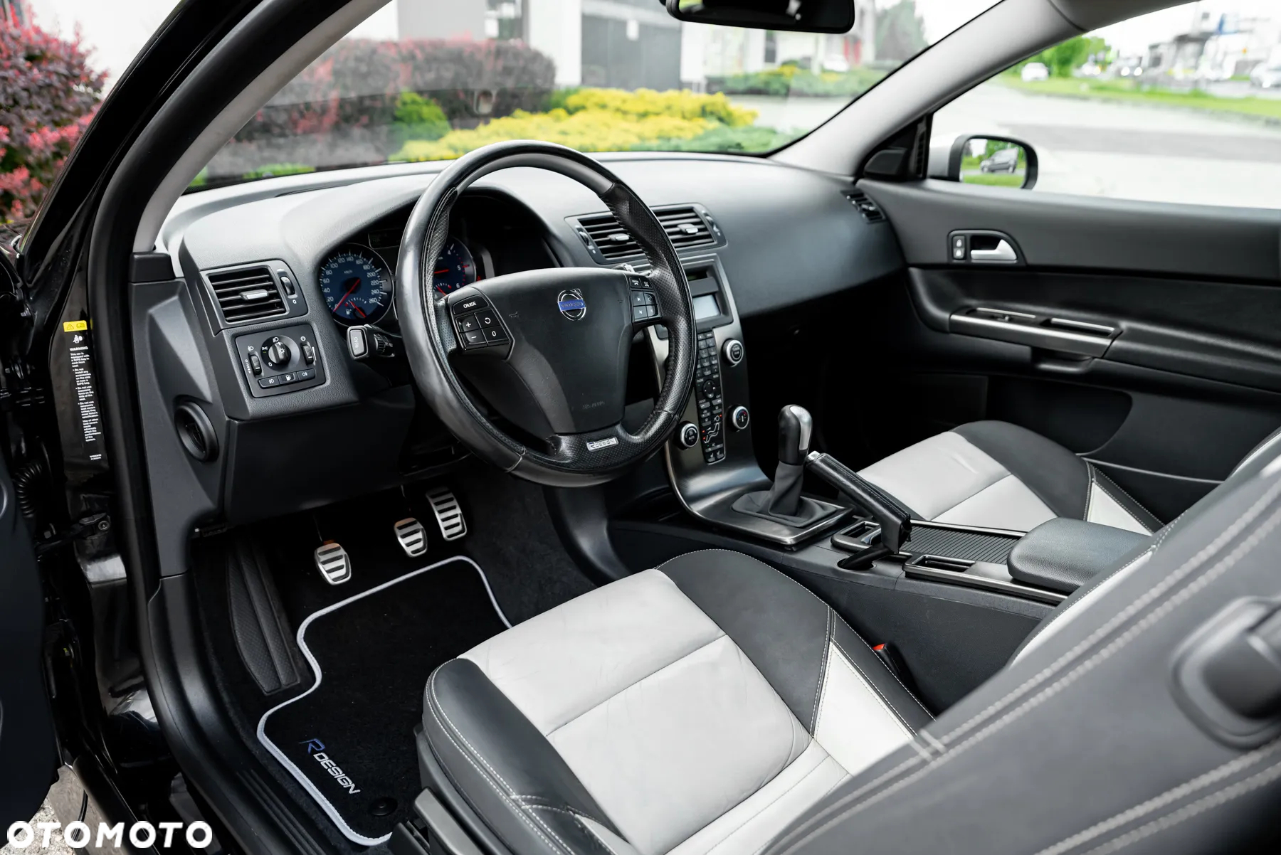 Volvo C30 2.0D R-Design - 17