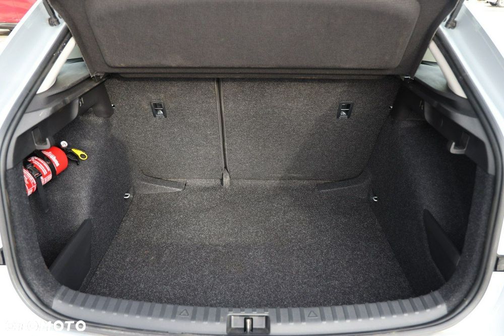 Skoda Scala 1.0 TSI Selection DSG - 37