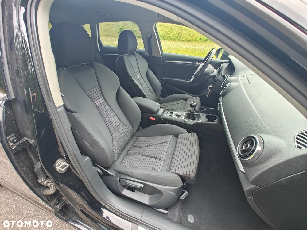 Audi A3 Sportback 2.0 TDI (clean diesel) Ambition - 24