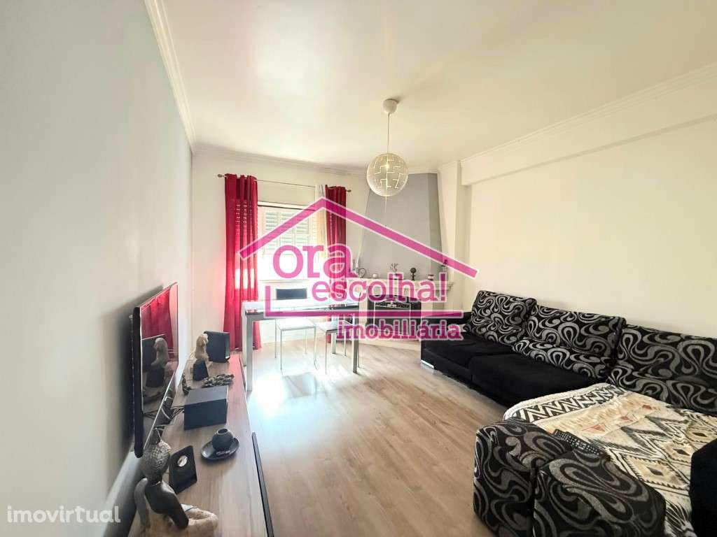 Apartamento T2 de 1997 com 80 m2 na Quinta da Cabrinha - Paio Pires! - Grande imagem: 3/14