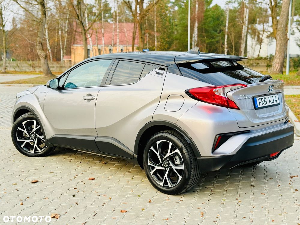 Toyota C-HR Business-Edition - 4