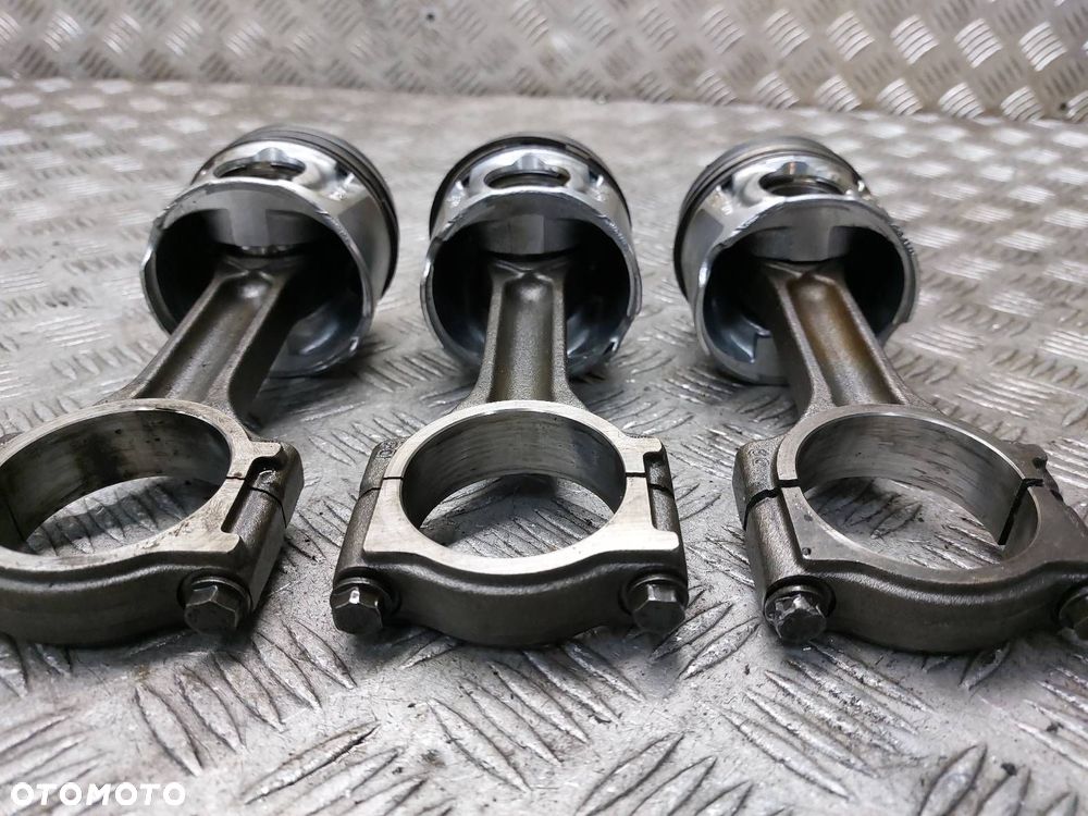 TŁOK + KORBOWÓD 3 SZT  RENAULT KOLEOS I 2.0 DCI M9R832 1065.3 - 2