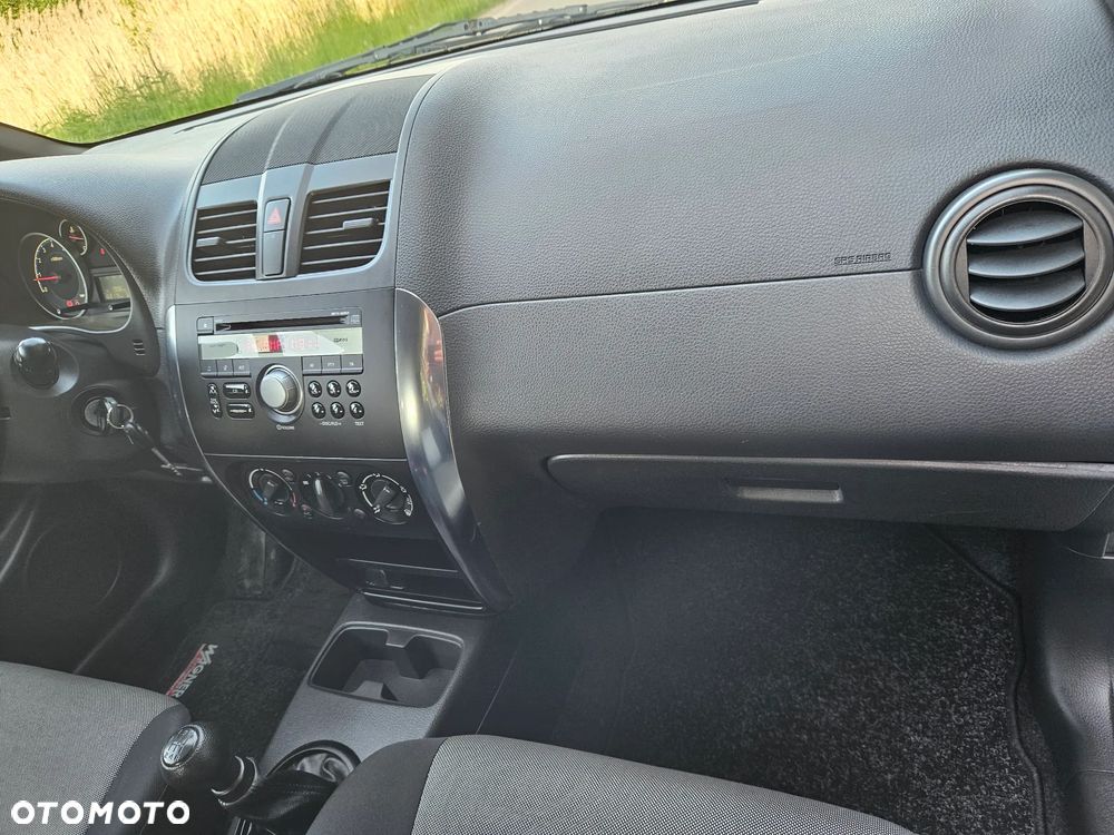 Fiat Sedici 1.6 16V 4x2 My - 26