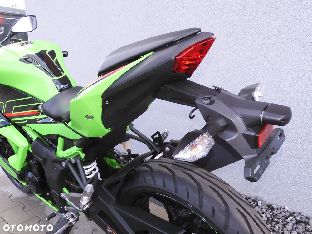 Kawasaki Ninja - 33