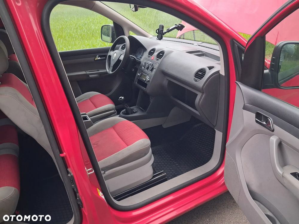 Volkswagen Caddy - 11