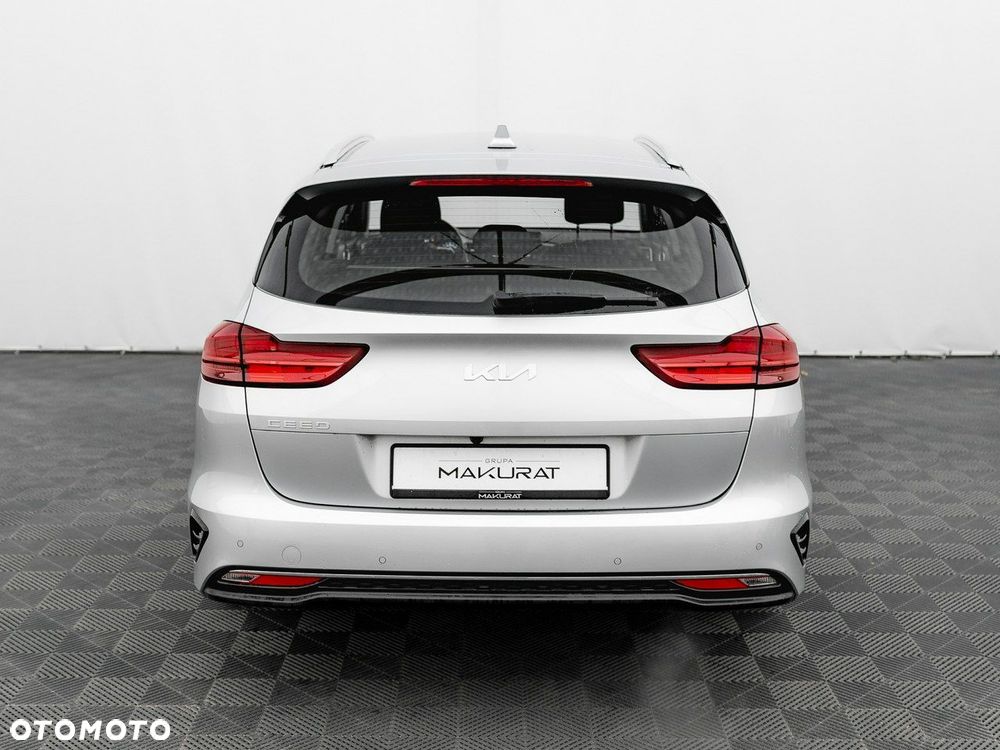 Kia Ceed 1.5 T-GDI M - 10