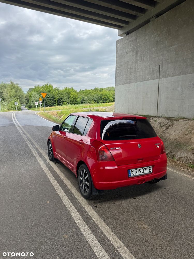 Suzuki Swift 1.3 GC (klm) - 4