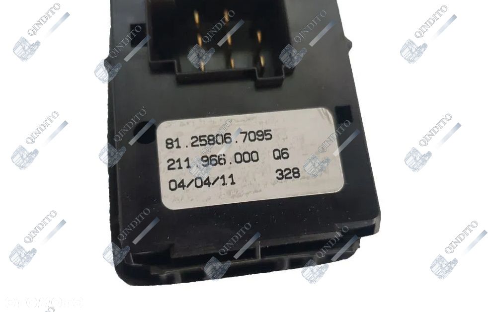 PRZEŁĄCZNIK PANEL STEROWANIA SZYBY MAN TGX TGS 81258067095 81258067083  * - 3