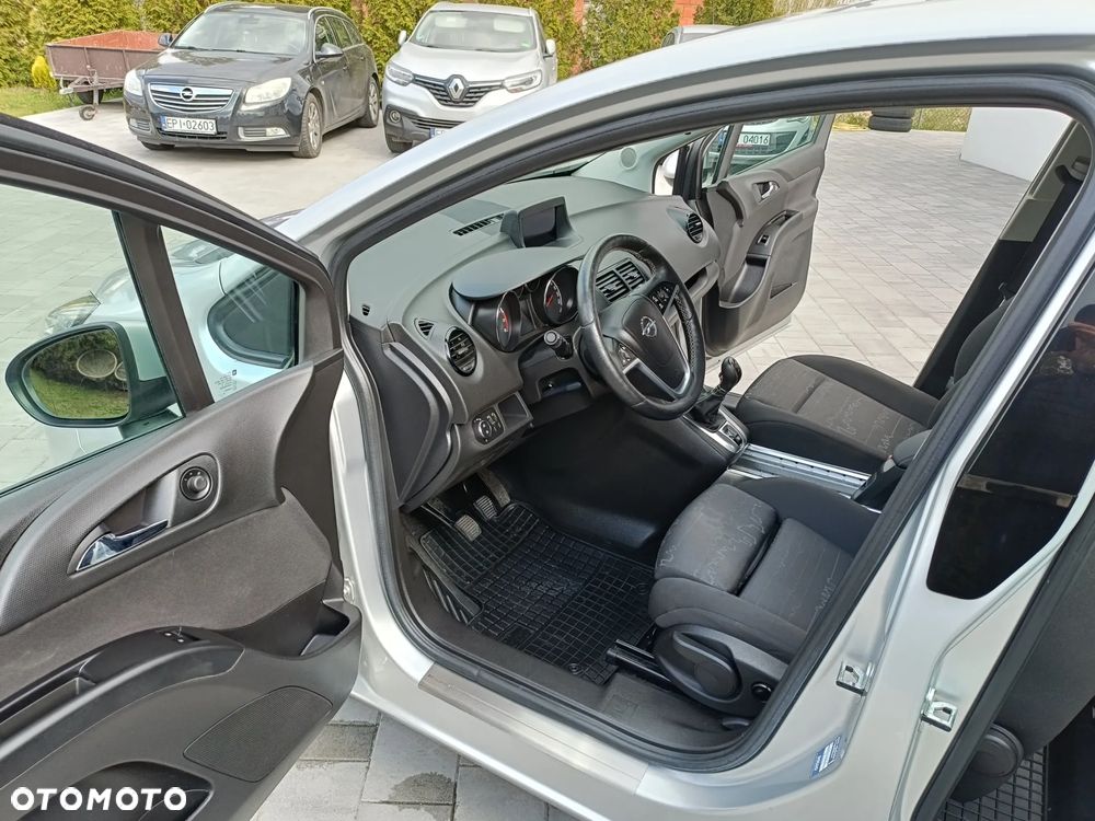 Opel Meriva - 17