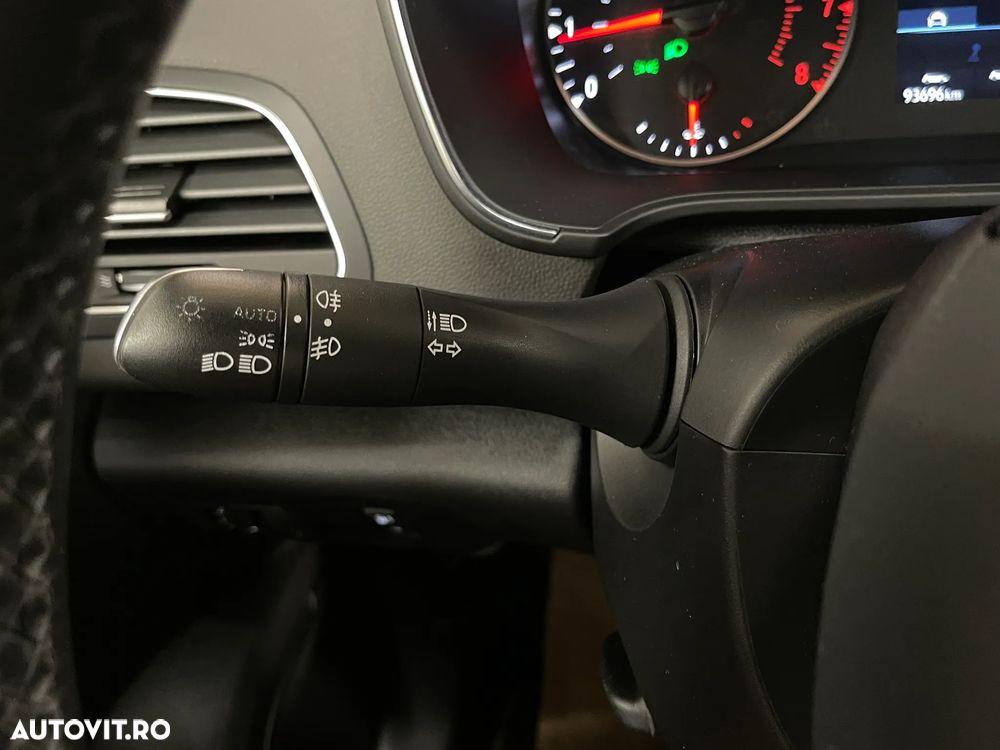 Renault Megane TCe 140 GPF Zen - 18