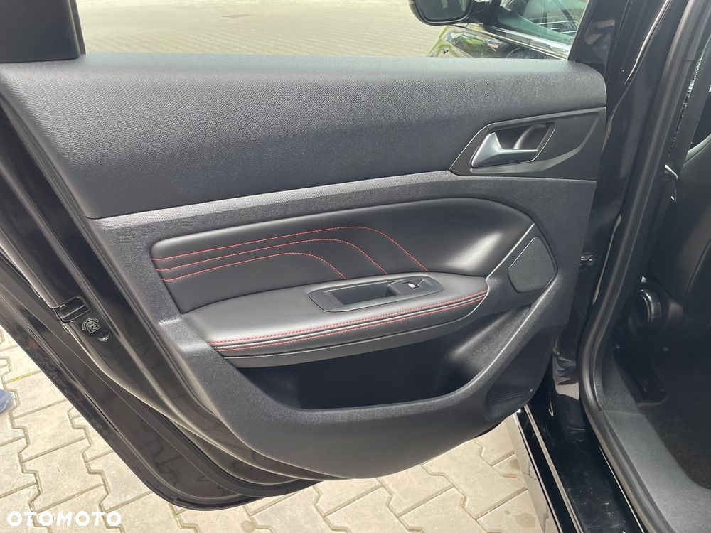 Peugeot 308 - 23