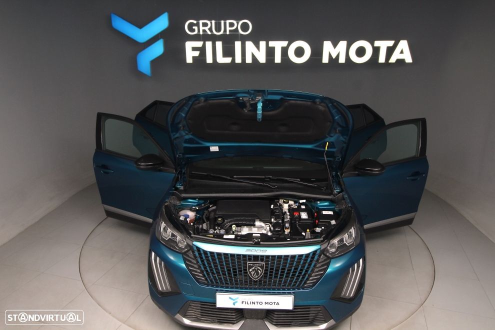 Peugeot 2008 1.2 PureTech Allure - 12