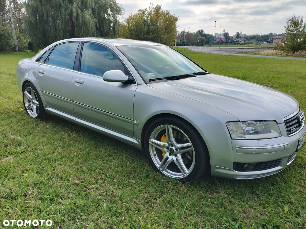 Audi A8 4.2 Quattro - 8