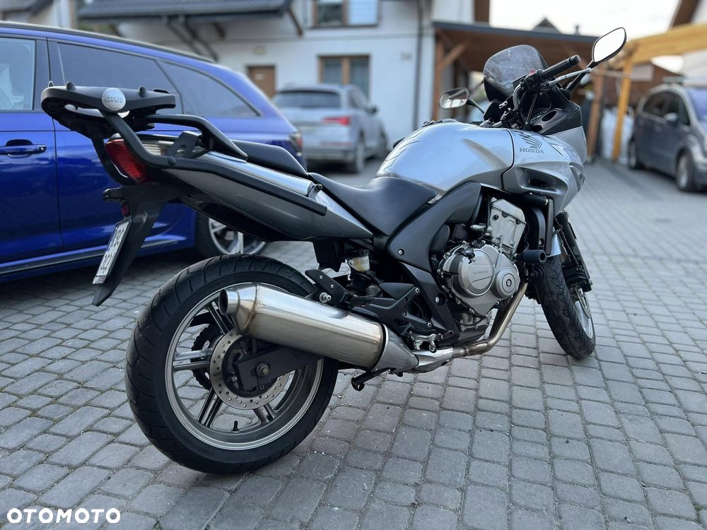 Honda CBF - 2