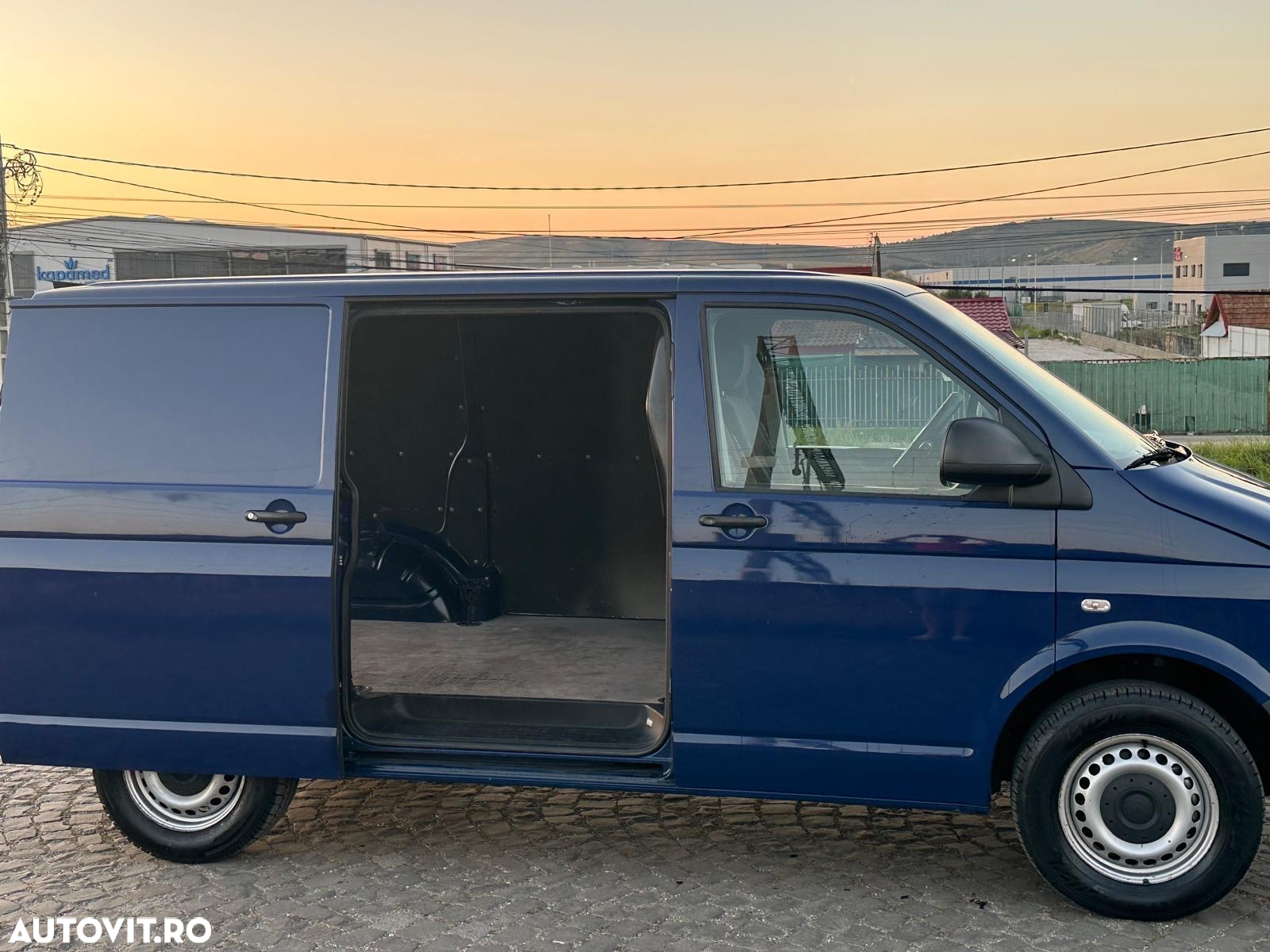 Volkswagen T5 - 5