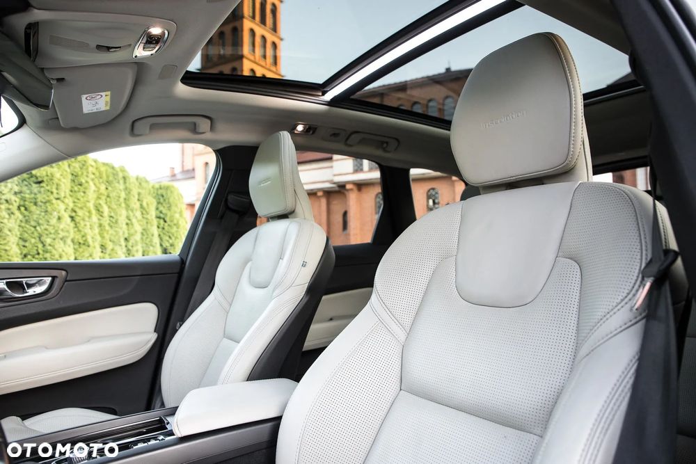 Volvo XC 60 T5 AWD Inscription - 8