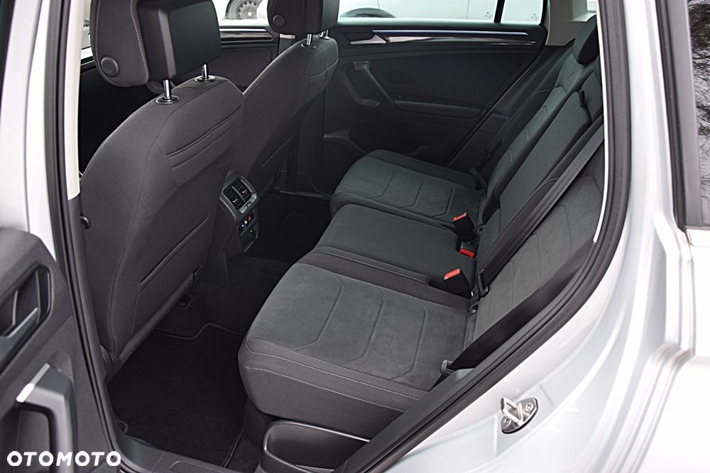 Volkswagen Tiguan 2.0 TDI SCR DSG R-Line - 16