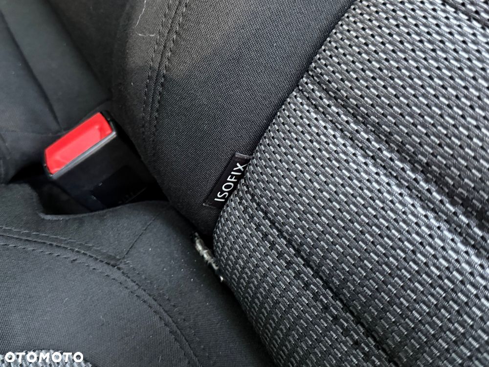 Volkswagen Passat 2.0 TDI Comfortline - 21