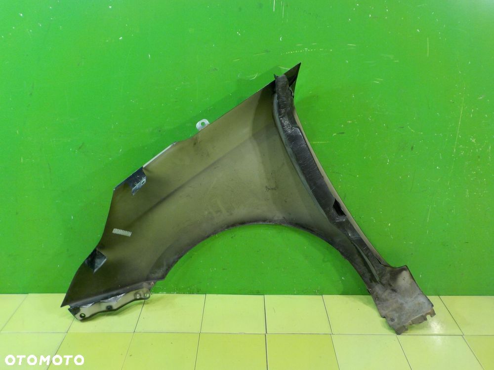 KIA CARENS IV 1.7 CRDI 13r 5D blotnik prawy przod - 2