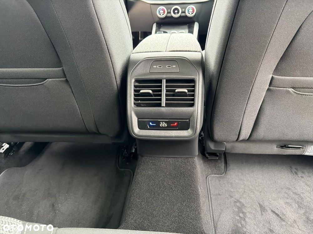 Skoda Superb 2.0 TSI Selection DSG - 15