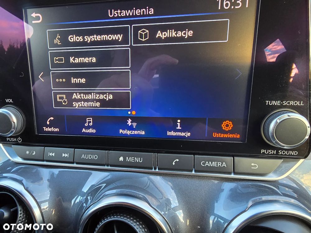 Nissan Juke 1.0 DIG-T N-Connecta DCT - 23