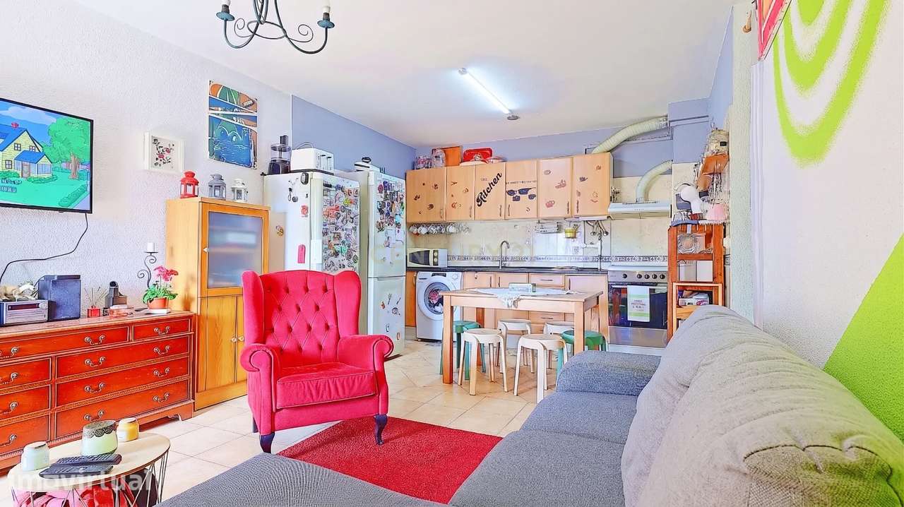 Apartamento T2 em bom estado de conservação - Grande imagem: 2/22