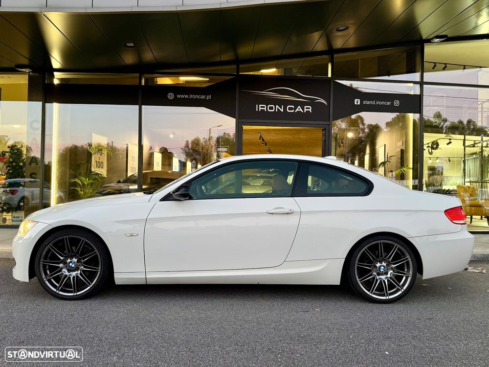 BMW 320 d Coupe - 4