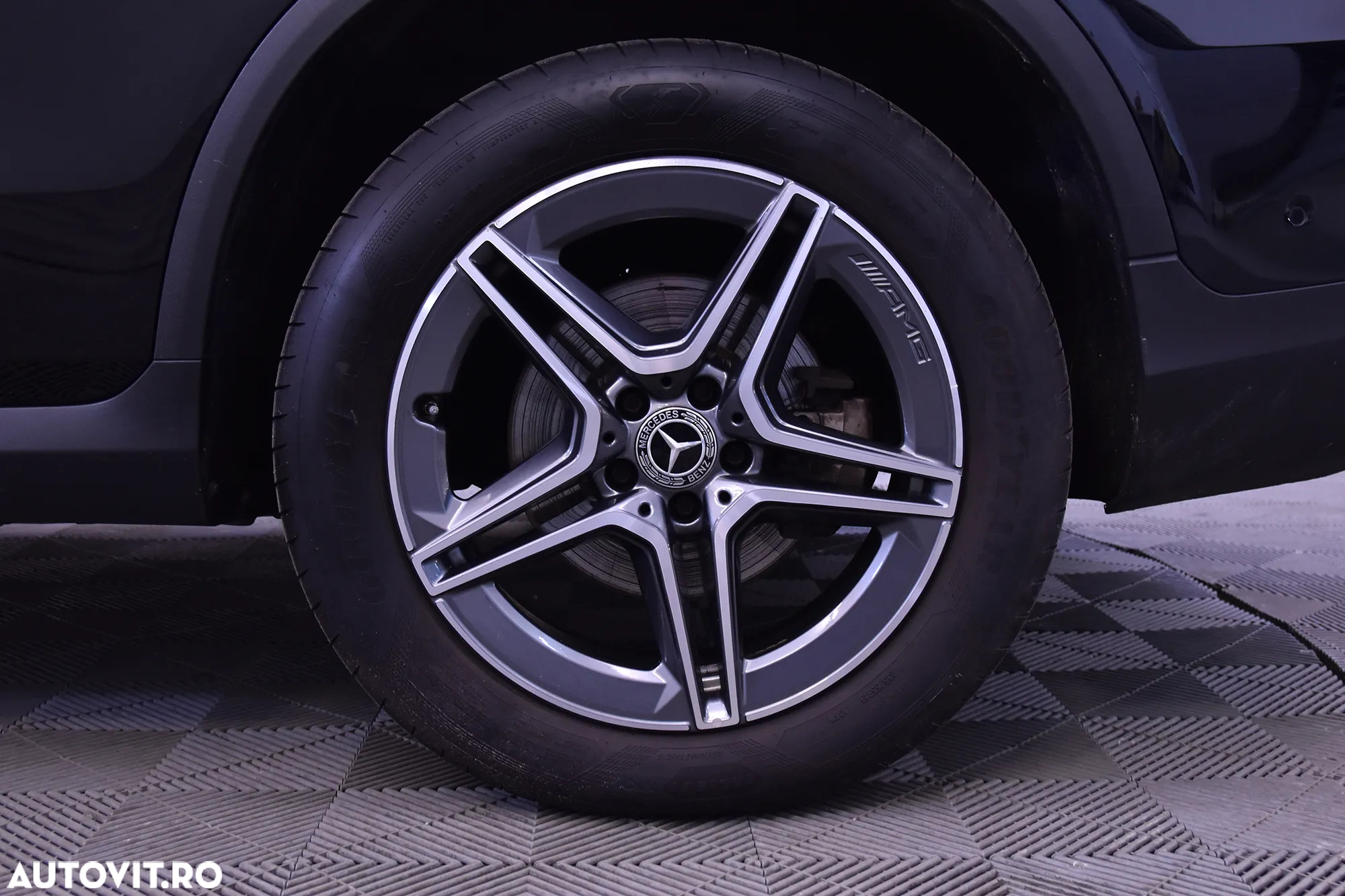 Mercedes-Benz GLC 300 de 4Matic 9G-TRONIC AMG Line - 12