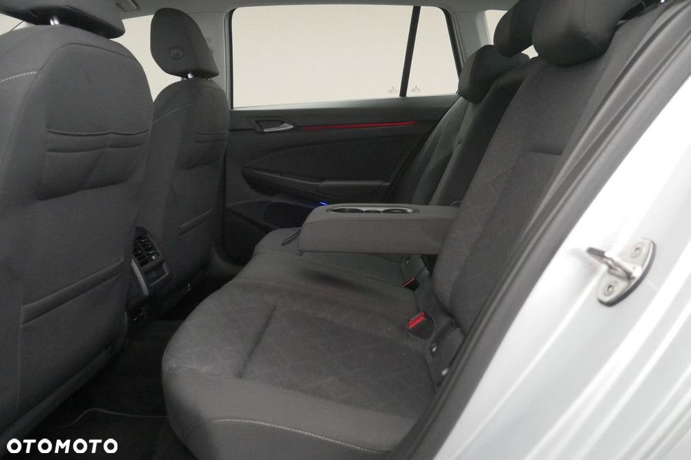 Volkswagen Golf Variant - 15