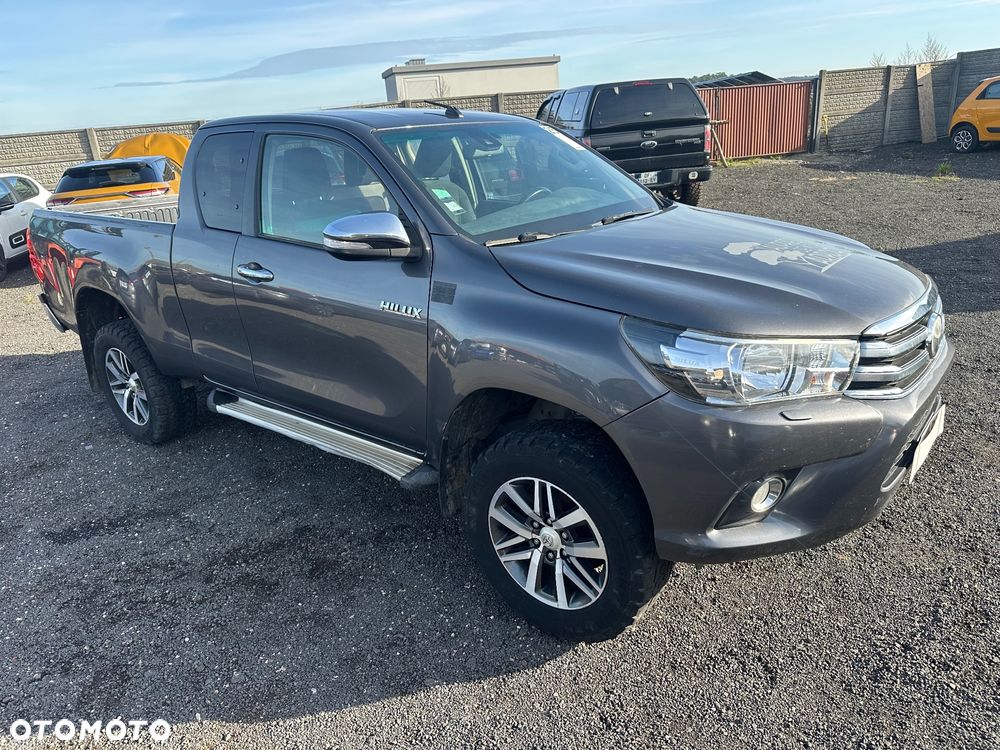 Toyota Hilux 4x4 Double Cab Duty Comfort - 29