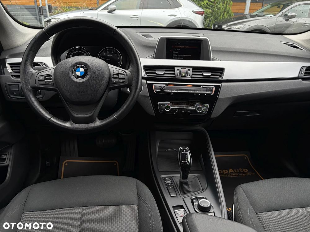 BMW X1 sDrive20i Advantage - 31